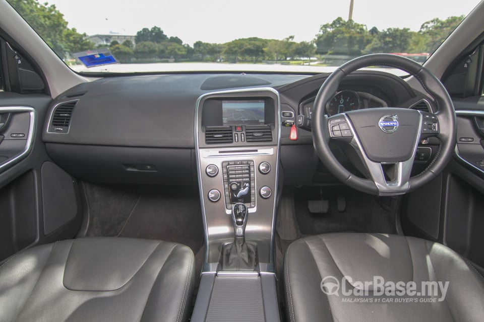 Volvo XC60 Mk1 Facelift (2014) Interior