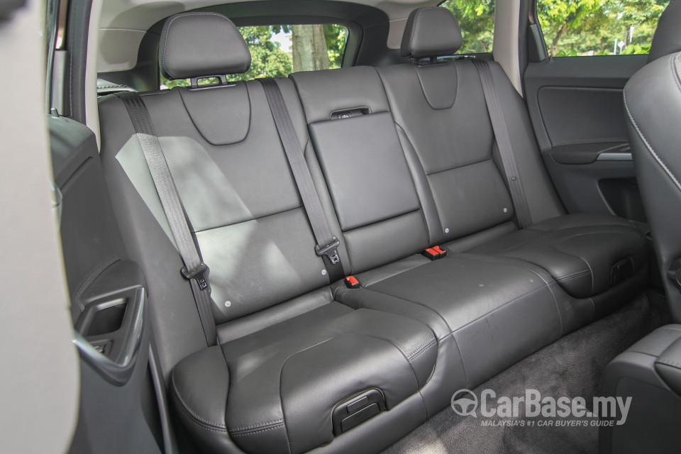 Volvo XC60 Mk1 Facelift (2014) Interior