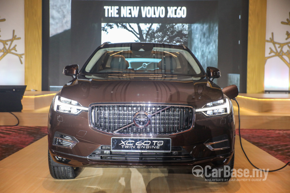 Volvo XC60 Mk2 (2018) Exterior