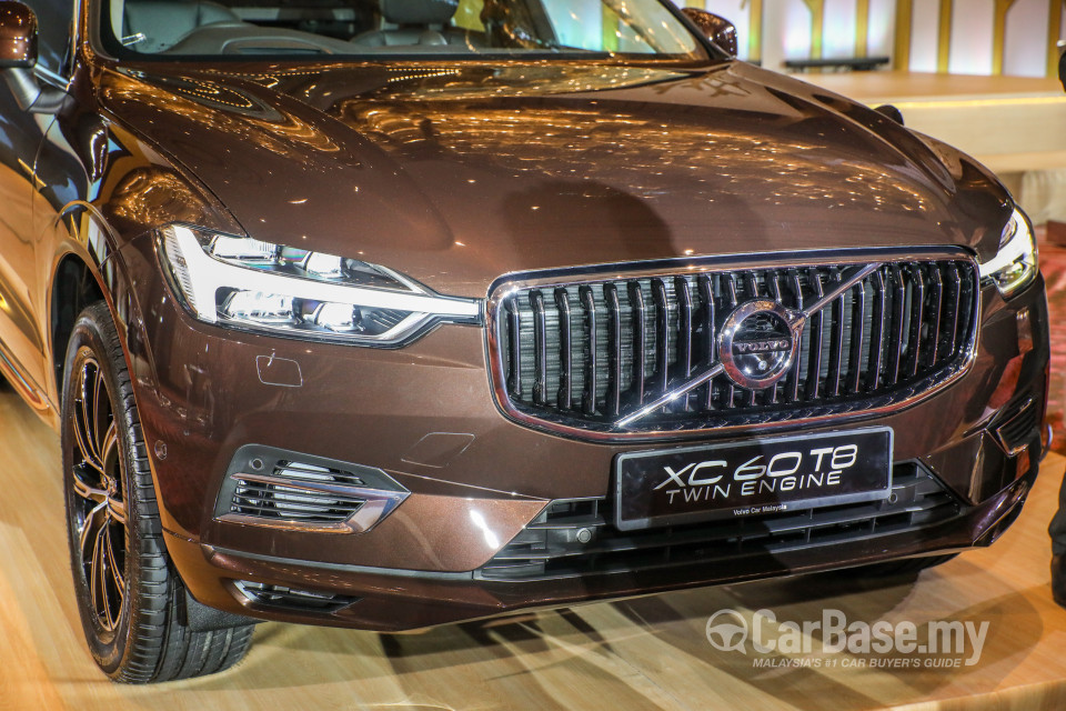 Volvo XC60 Mk2 (2018) Exterior