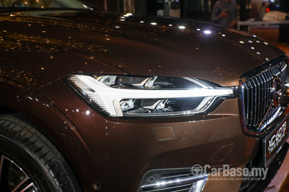 Volvo XC60 Mk2 (2018) Exterior