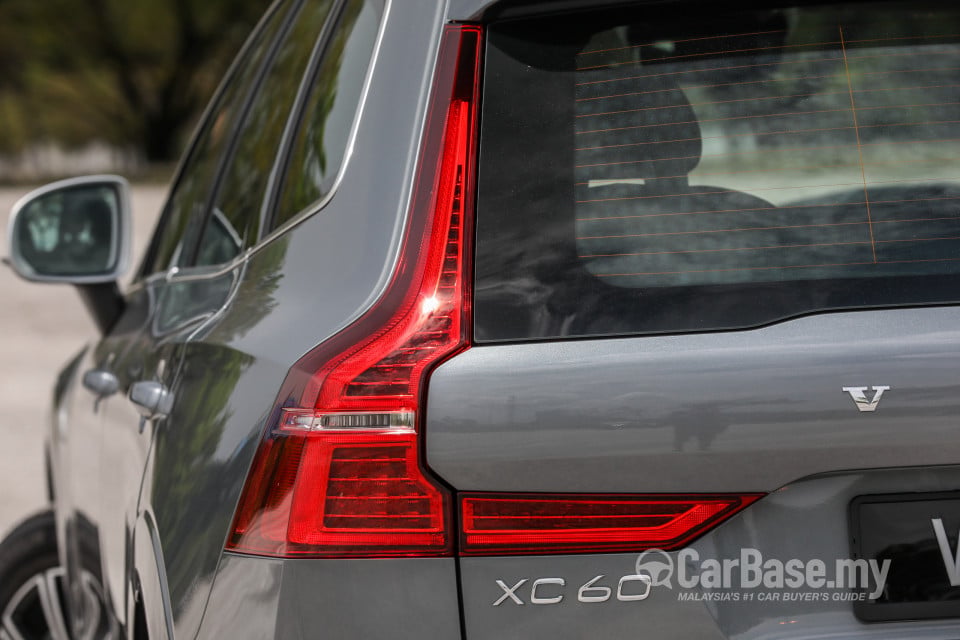 Volvo XC60 Mk2 (2018) Exterior