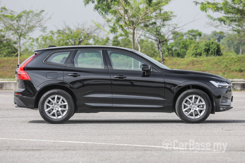 Volvo XC60 Mk2 (2018) Exterior