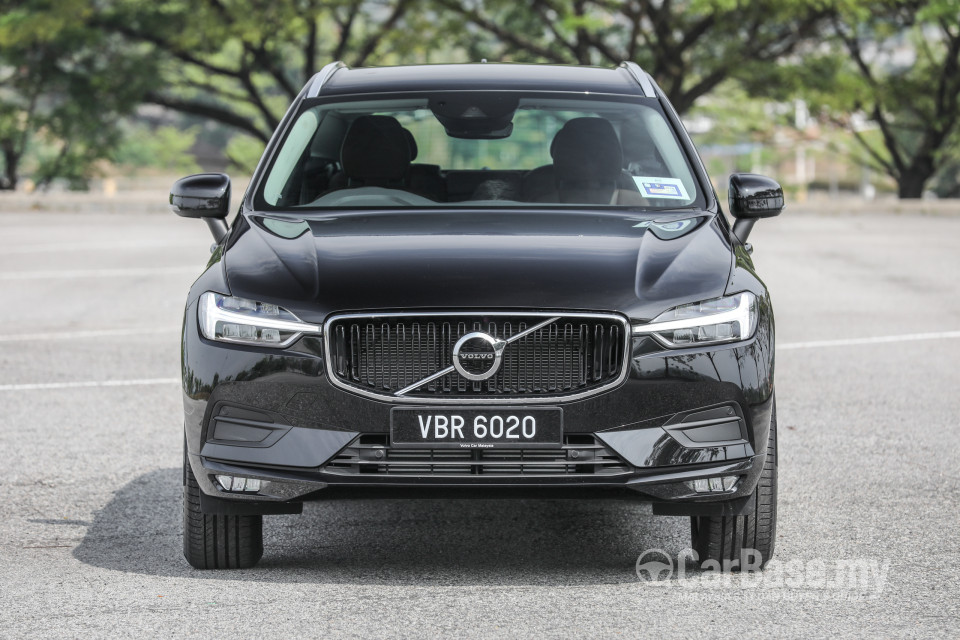 Volvo XC60 Mk2 (2018) Exterior