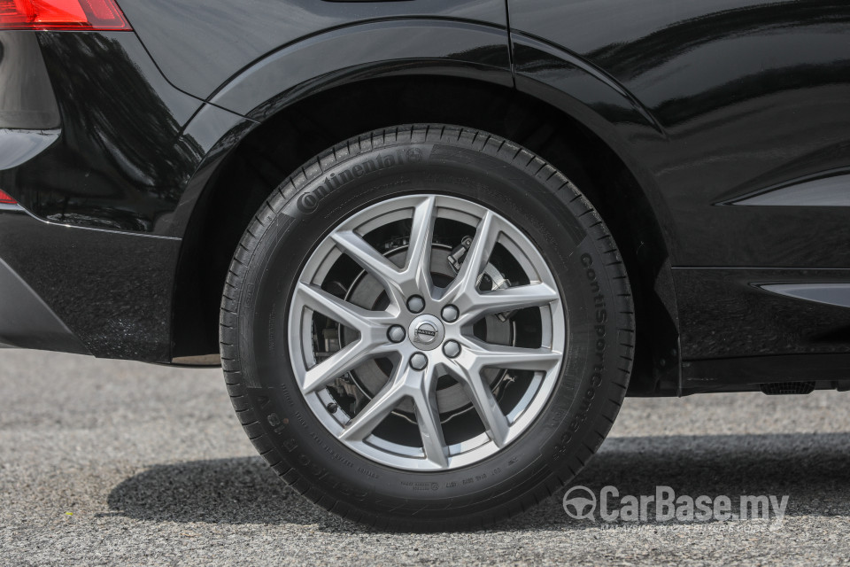 Volvo XC60 Mk2 (2018) Exterior