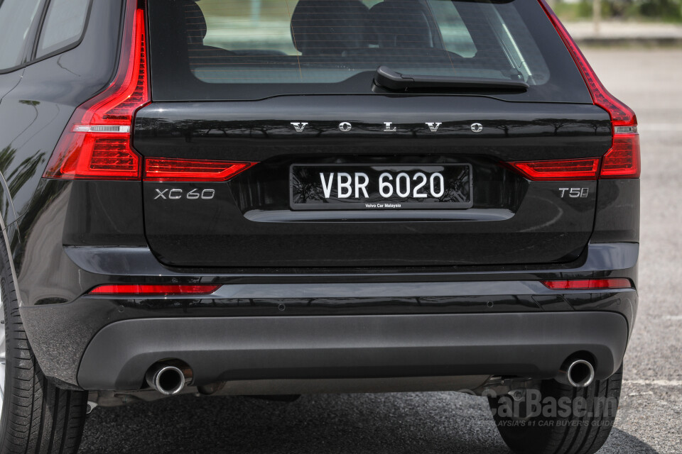 Perodua Aruz D38L (2019) Exterior