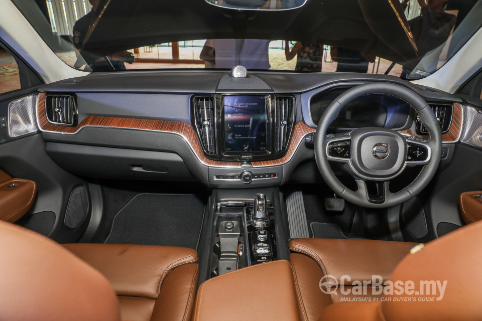 Volvo XC60 Mk2 (2018) Interior