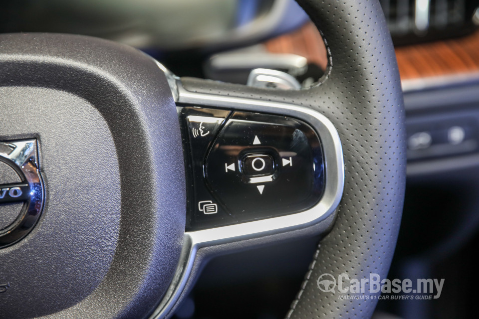 Volvo XC60 Mk2 (2018) Interior