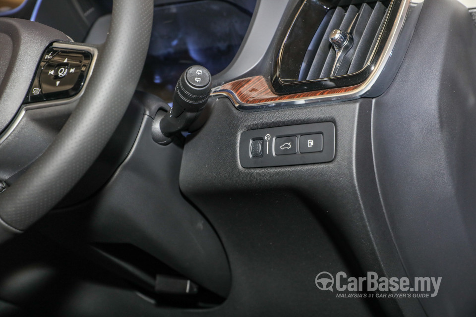 Volvo XC60 Mk2 (2018) Interior