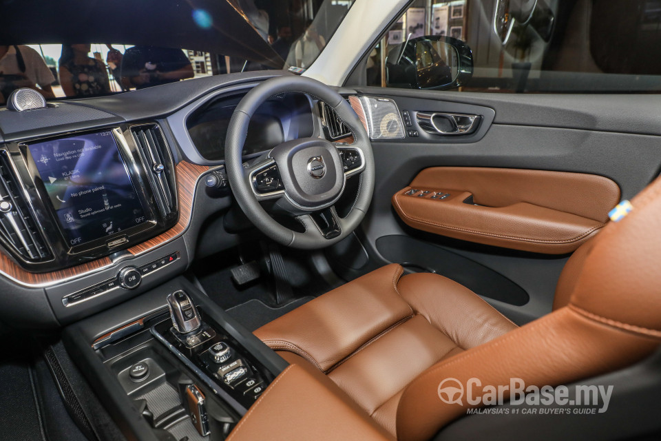 Volvo XC60 Mk2 (2018) Interior