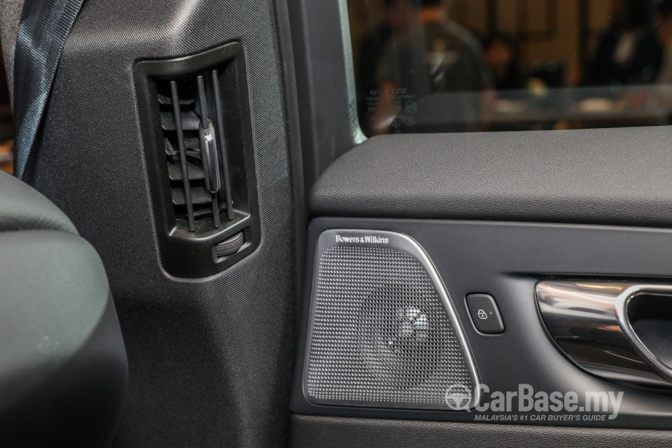 Volvo XC60 Mk2 (2018) Interior