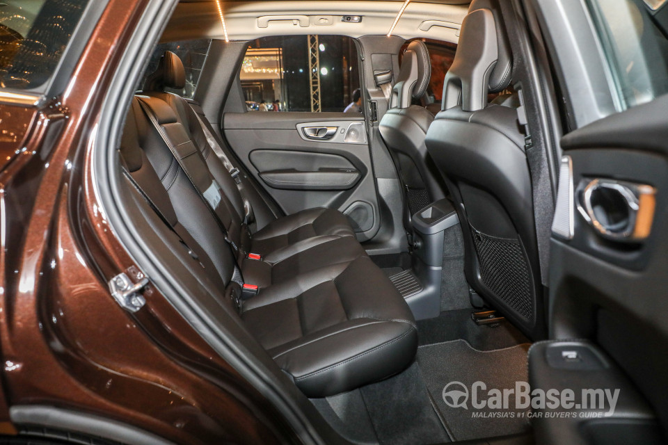 Volvo XC60 Mk2 (2018) Interior