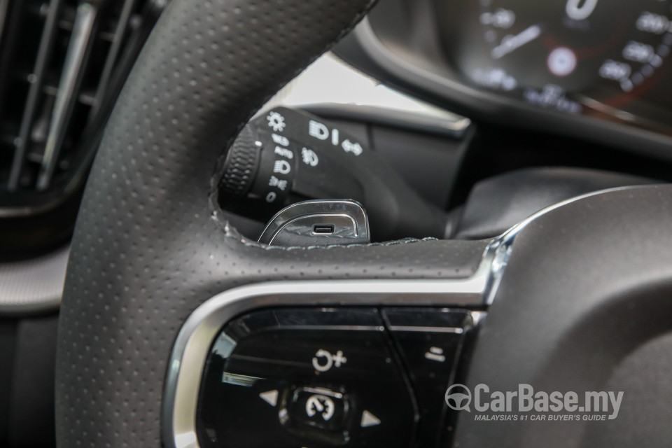 Volvo XC60 Mk2 (2018) Interior