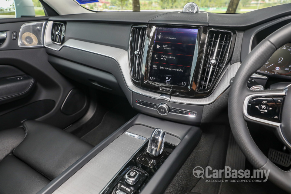 Volvo XC60 Mk2 (2018) Interior