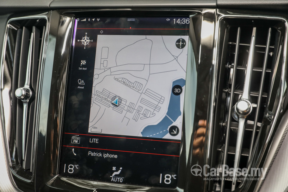 Volvo XC60 Mk2 (2018) Interior