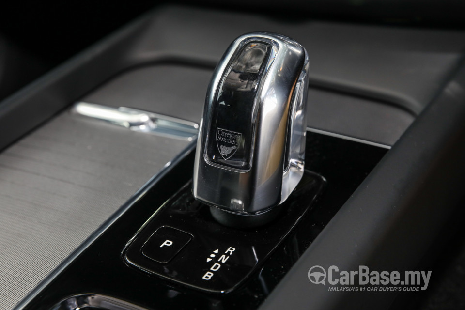 Volvo XC60 Mk2 (2018) Interior