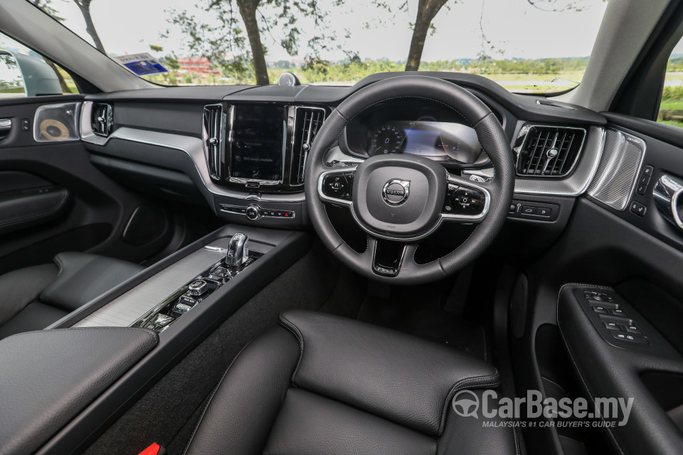 Volvo XC60 Mk2 (2018) Interior