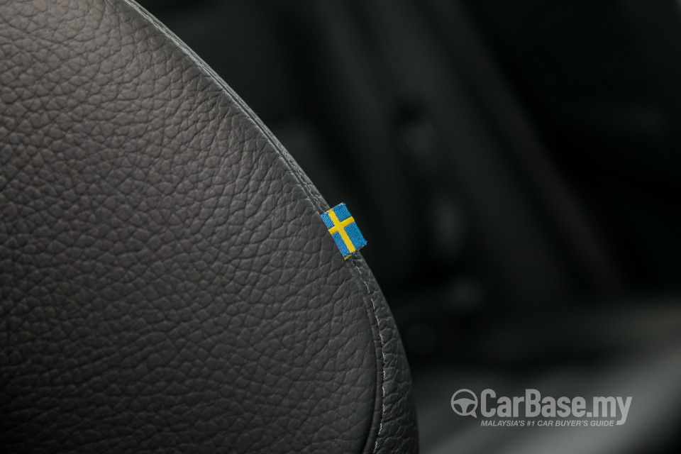 Volvo XC60 Mk2 (2018) Interior