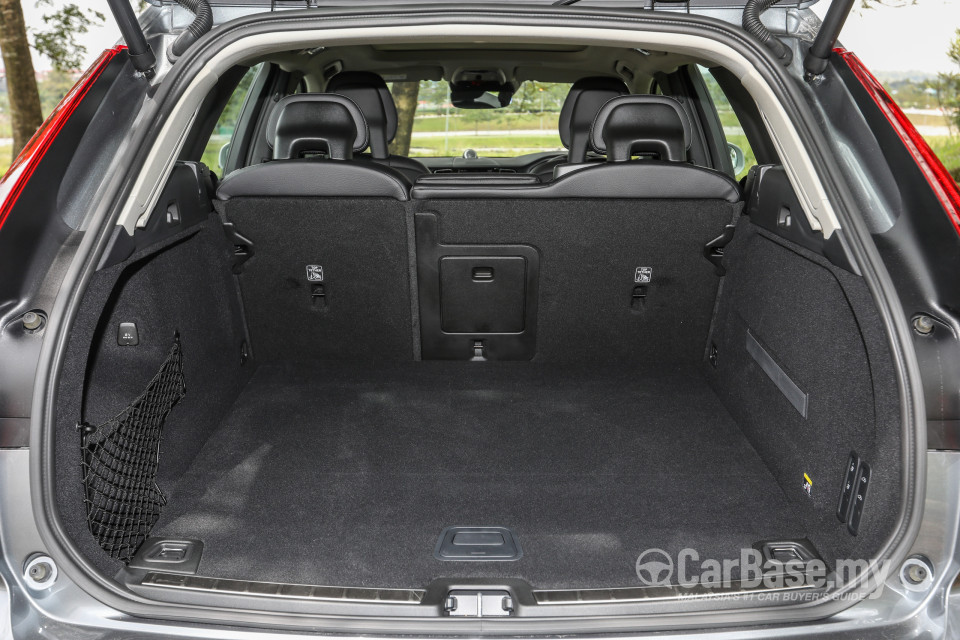 Volvo XC60 Mk2 (2018) Interior