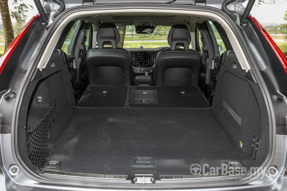 Volvo XC60 Mk2 (2018) Interior