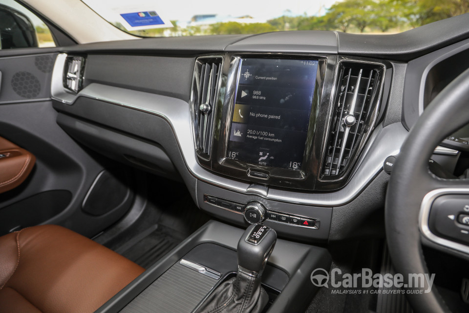 Volvo XC60 Mk2 (2018) Interior