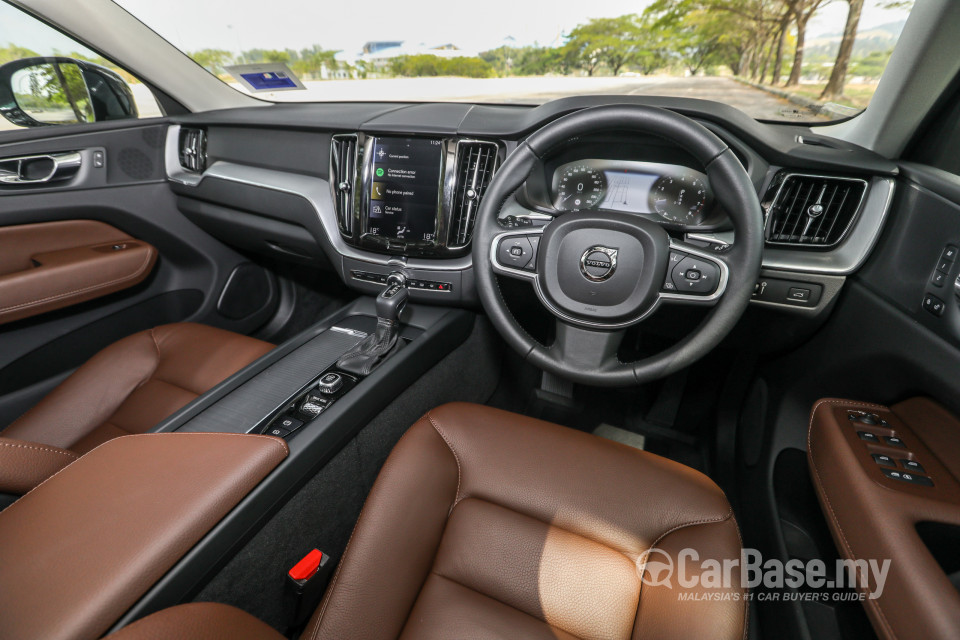 Volvo XC60 Mk2 (2018) Interior