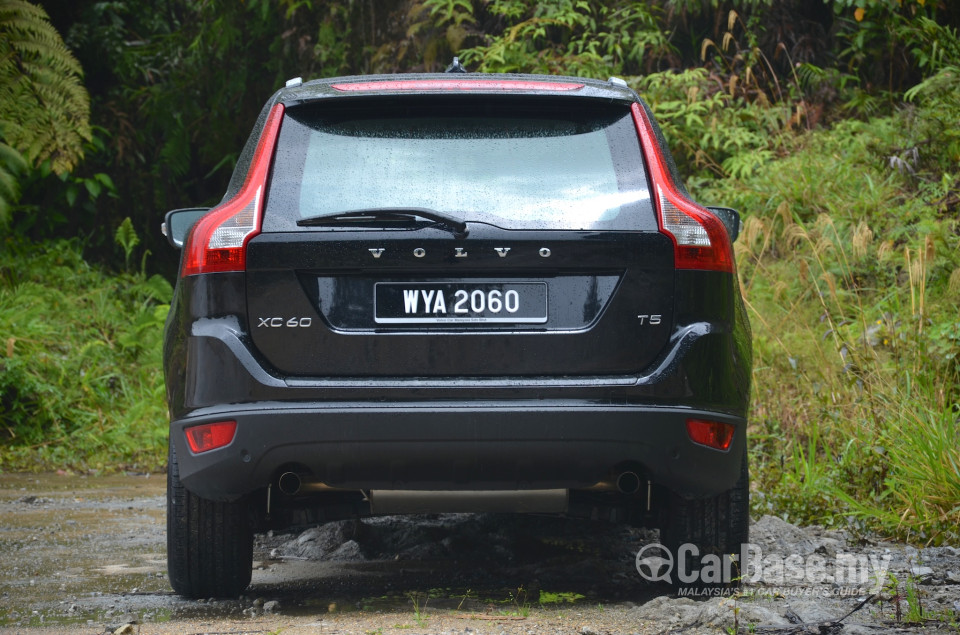 Volvo XC60 Mk1 (2013) Exterior