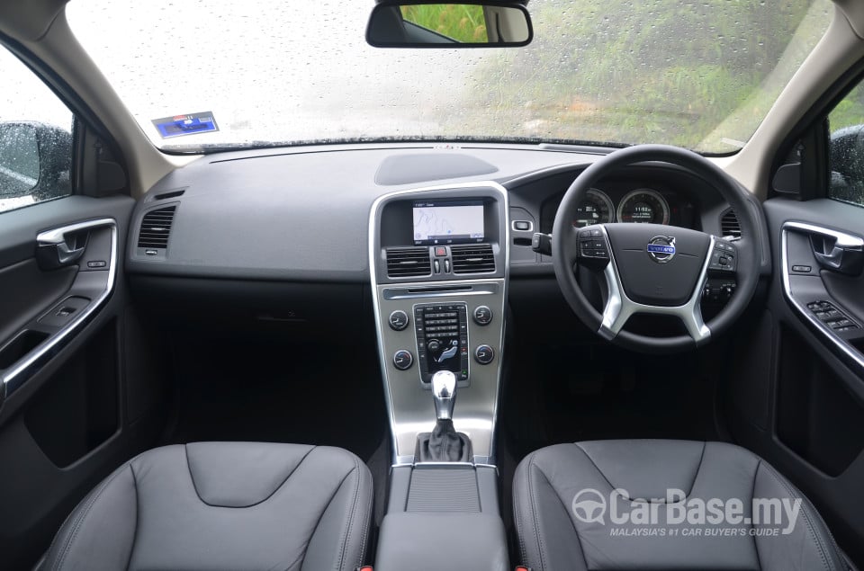 Volvo XC60 Mk1 (2013) Interior