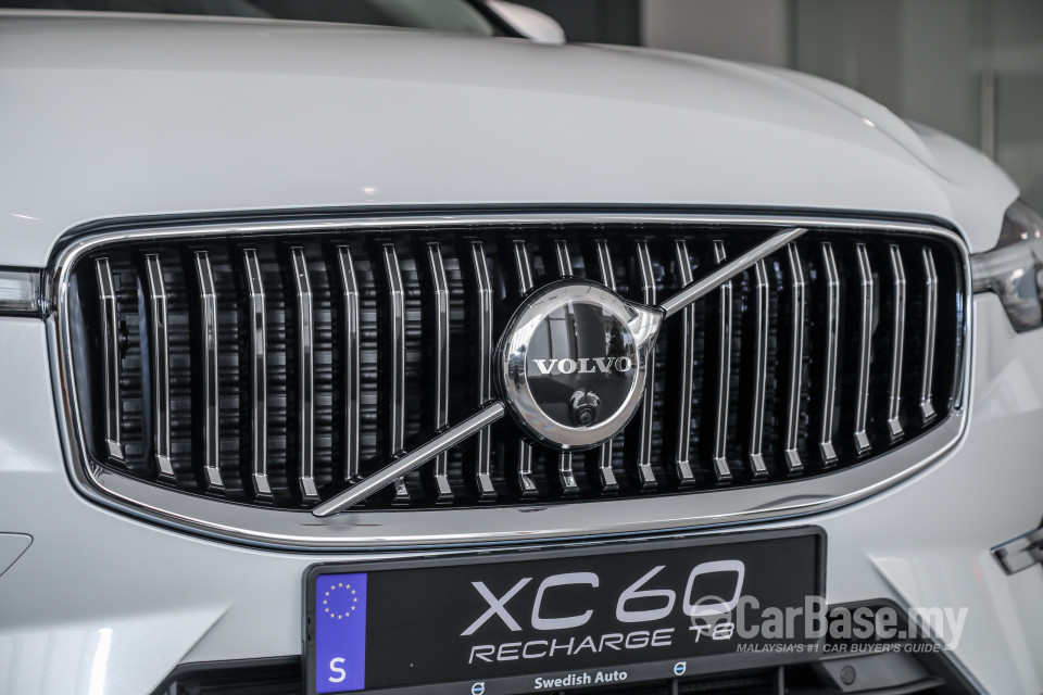 Volvo XC60 Mk2 Facelift (2021) Exterior