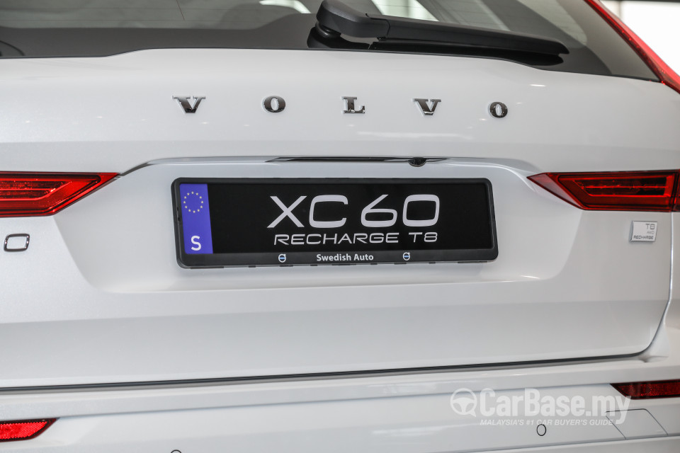 Volvo XC60 Mk2 Facelift (2021) Exterior