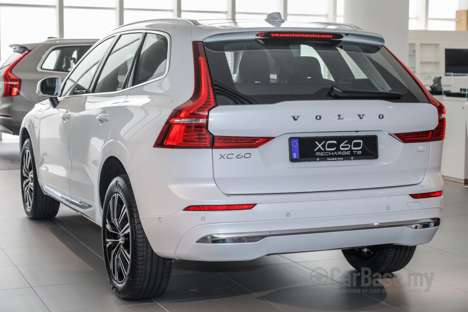 Volvo XC60 Mk2 Facelift (2021) Exterior