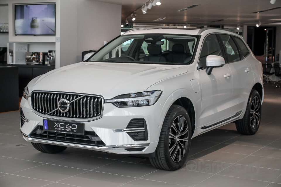 Volvo XC60 Mk2 Facelift (2021) Exterior