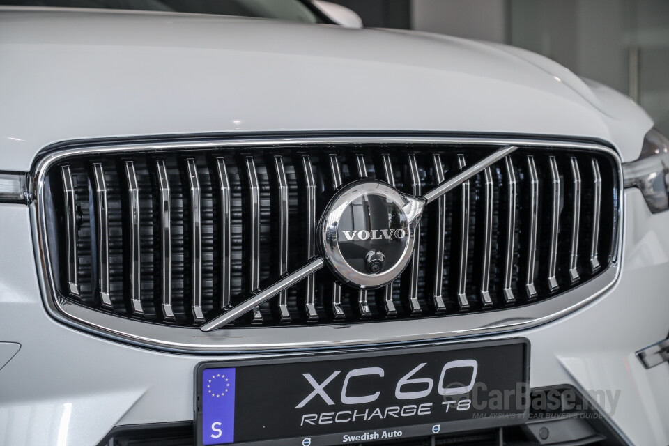 Volvo XC60 Mk2 Facelift (2021) Exterior