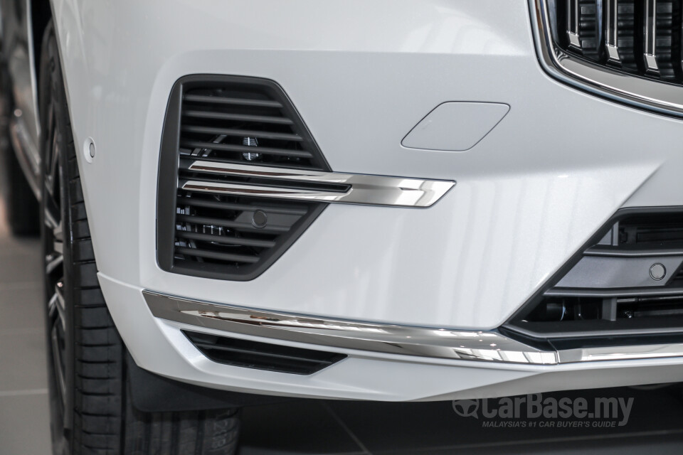 Volvo XC60 Mk2 Facelift (2021) Exterior