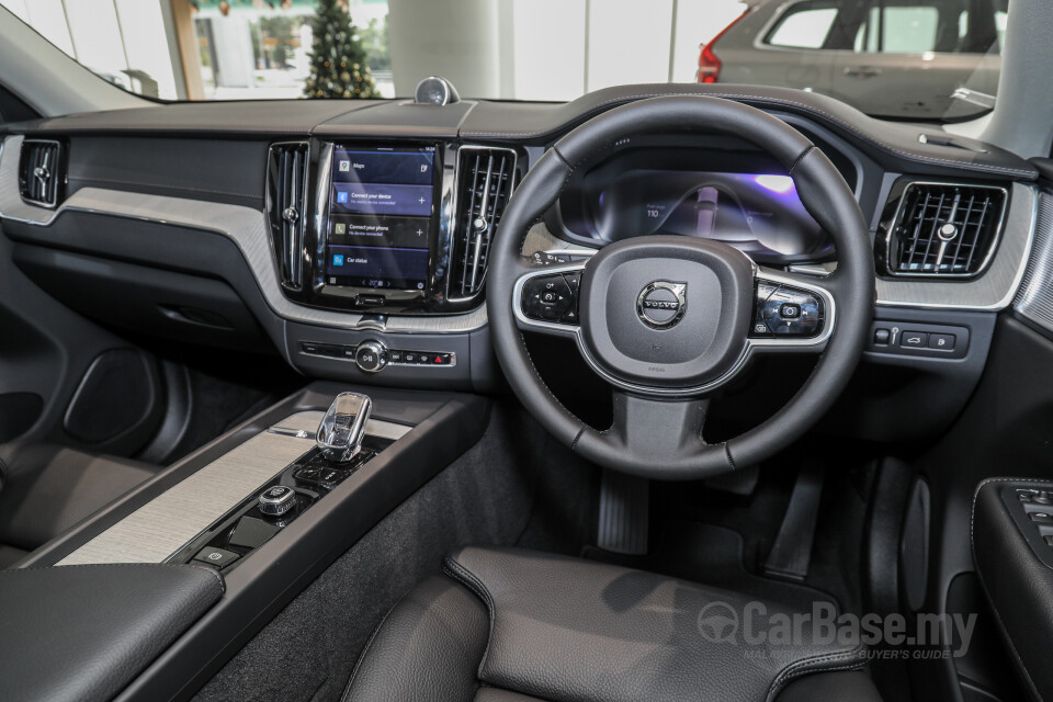 Volvo XC60 Mk2 Facelift (2021) Interior