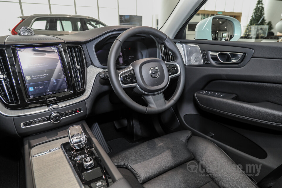 Volvo XC60 Mk2 Facelift (2021) Interior