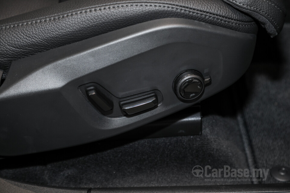 Volvo XC60 Mk2 Facelift (2021) Interior