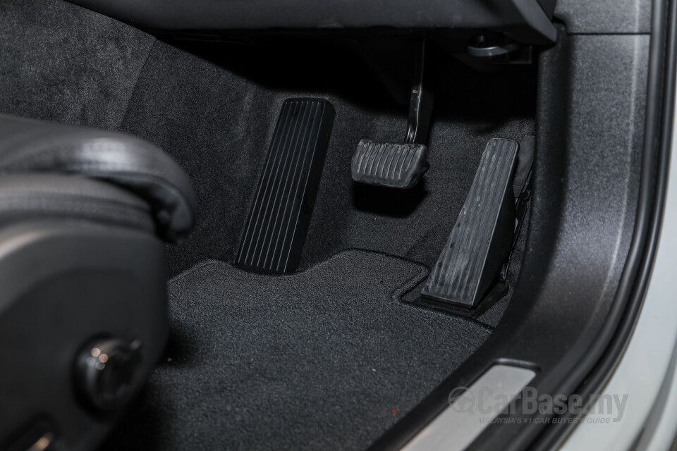 Volvo XC60 Mk2 Facelift (2021) Interior