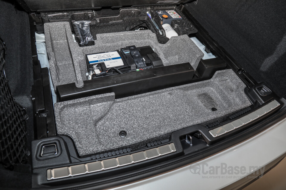 Volvo XC60 Mk2 Facelift (2021) Interior