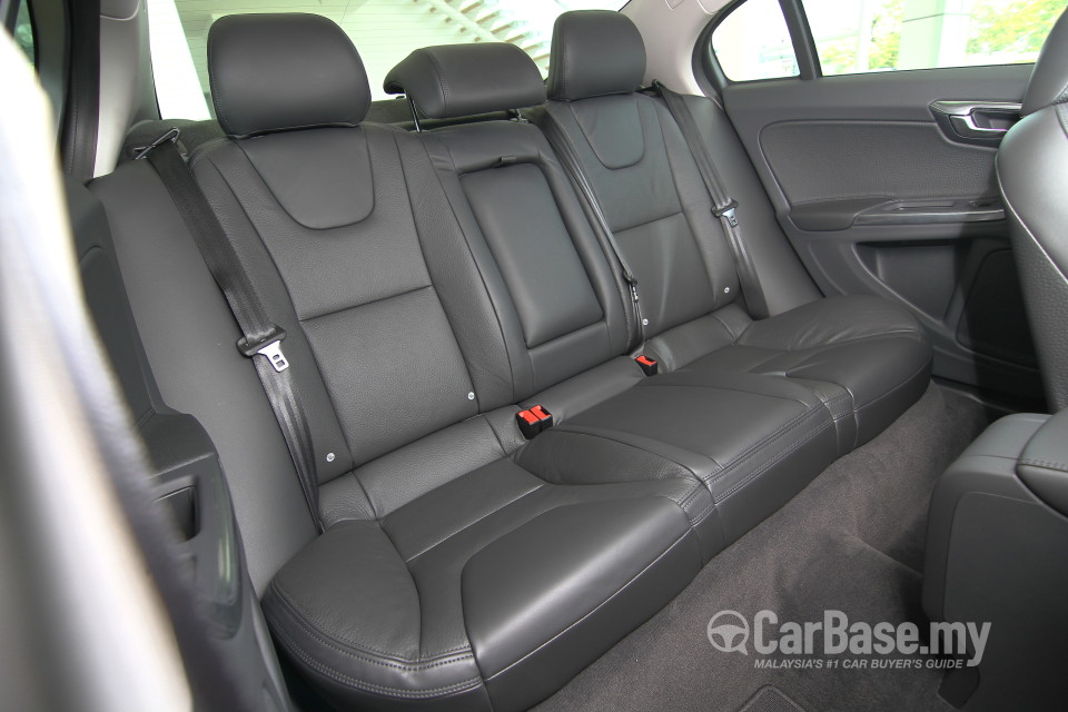 Volvo S60 Mk2 Facelift (2015) Interior