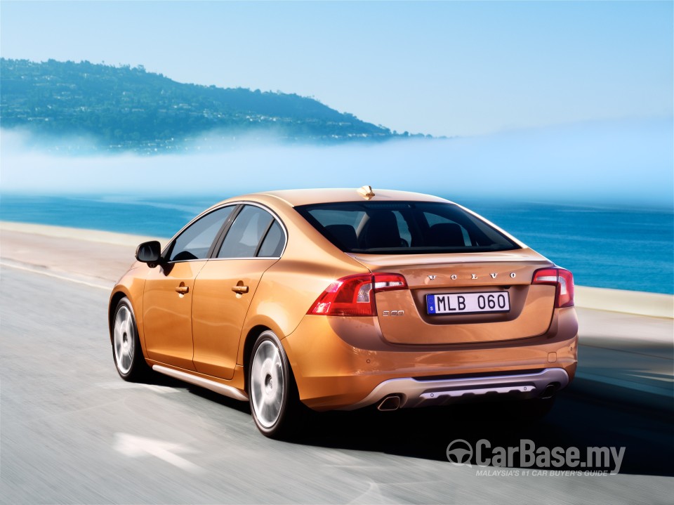 Volvo S60 Mk2 (2011) Exterior