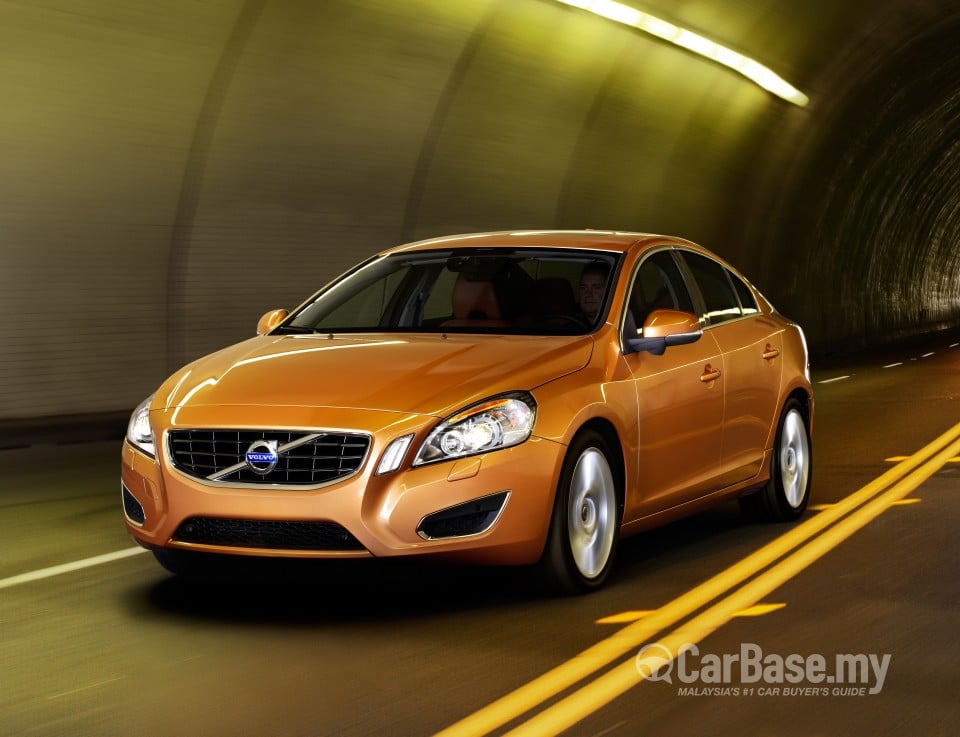 Volvo S60 Mk2 (2011) Exterior