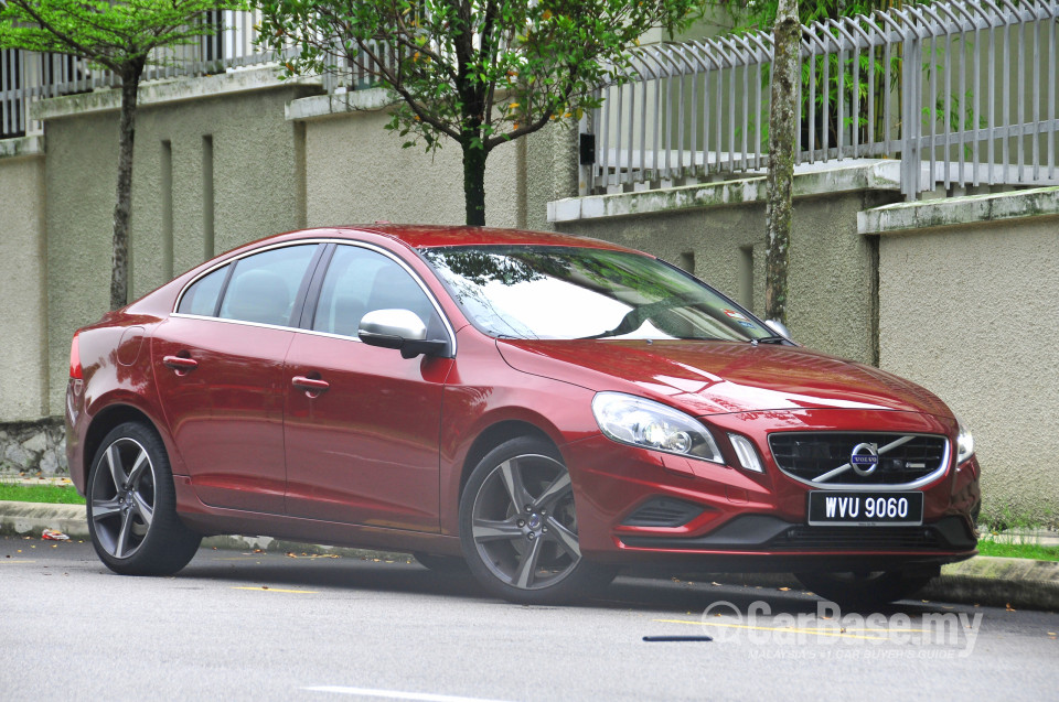 Volvo S60 Mk2 (2011) Exterior