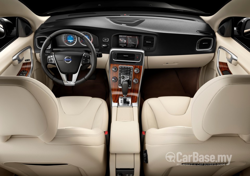 Volvo S60 Mk2 (2011) Interior