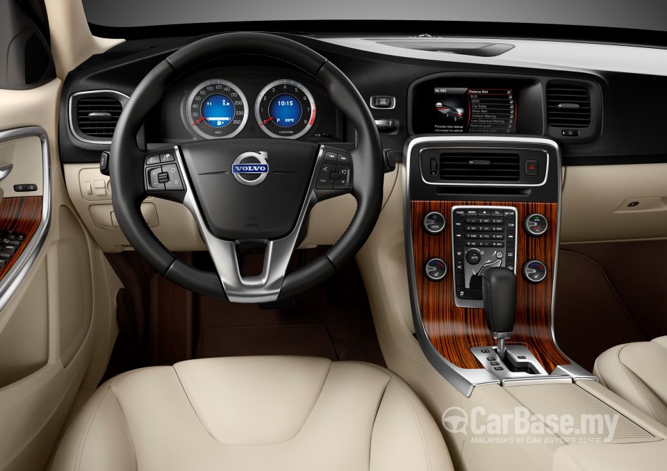 Volvo S60 Mk2 (2011) Interior