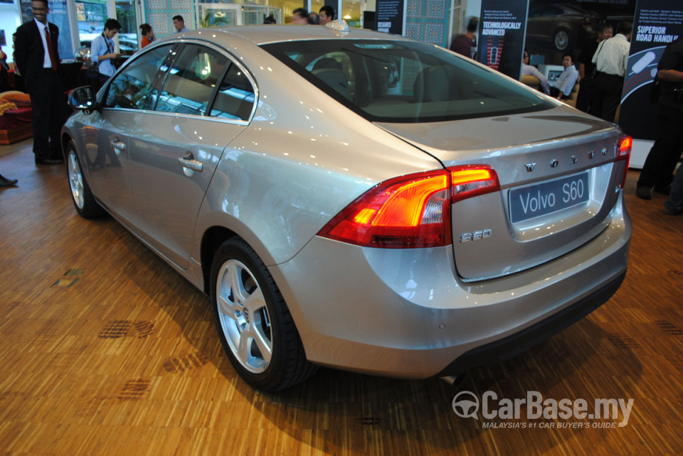 Volvo S60 Mk2 (2011) Interior