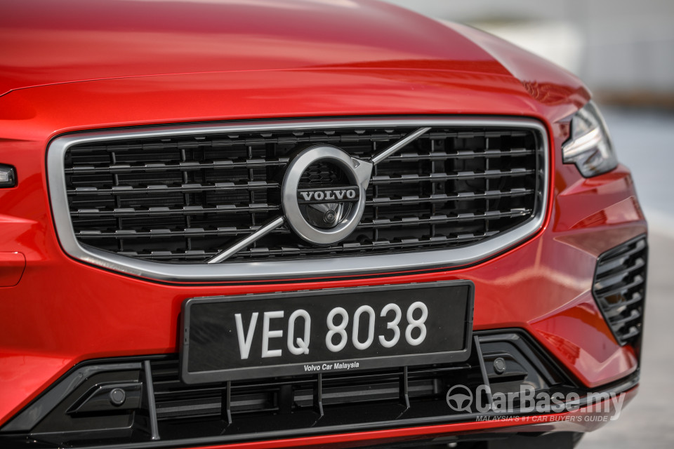 Volvo S60 Mk3 (2019) Exterior