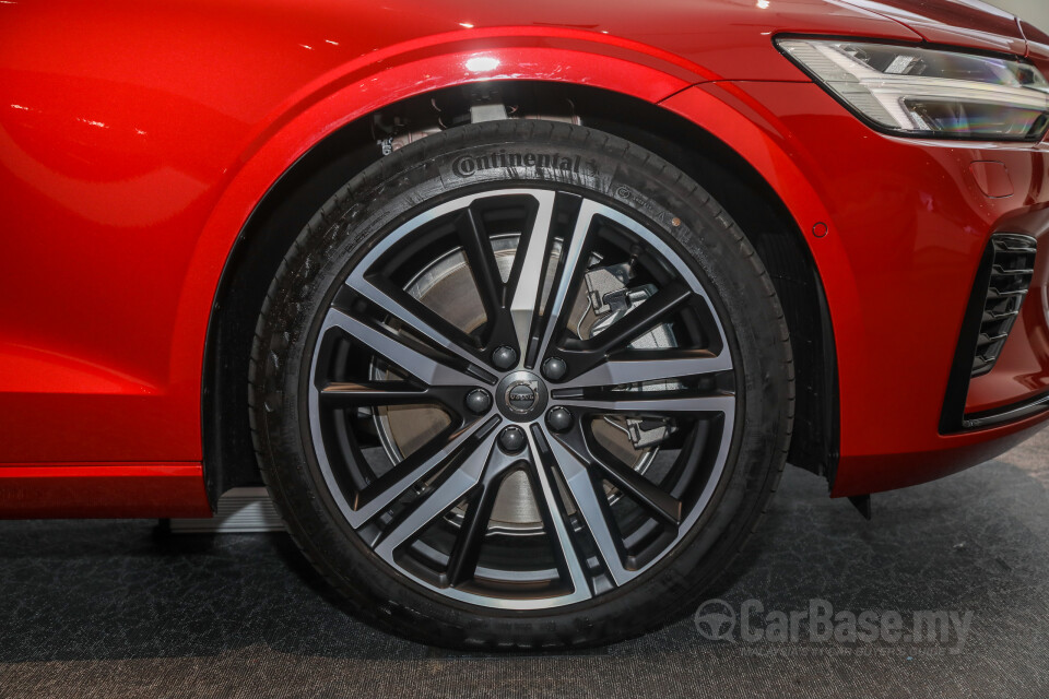 Volvo S60 Mk3 (2019) Exterior