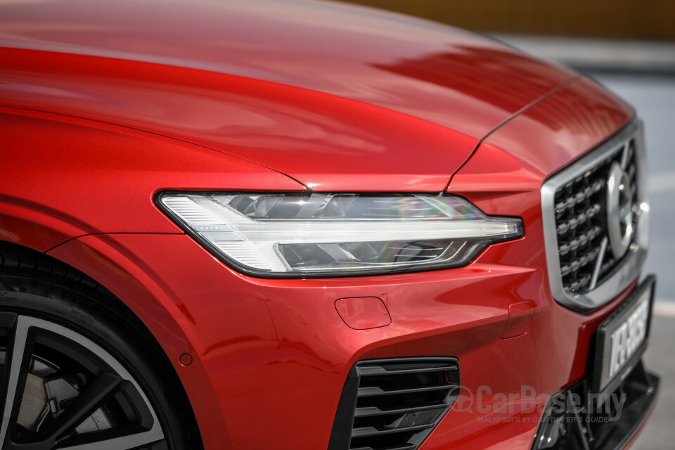 Volvo S60 Mk3 (2019) Exterior