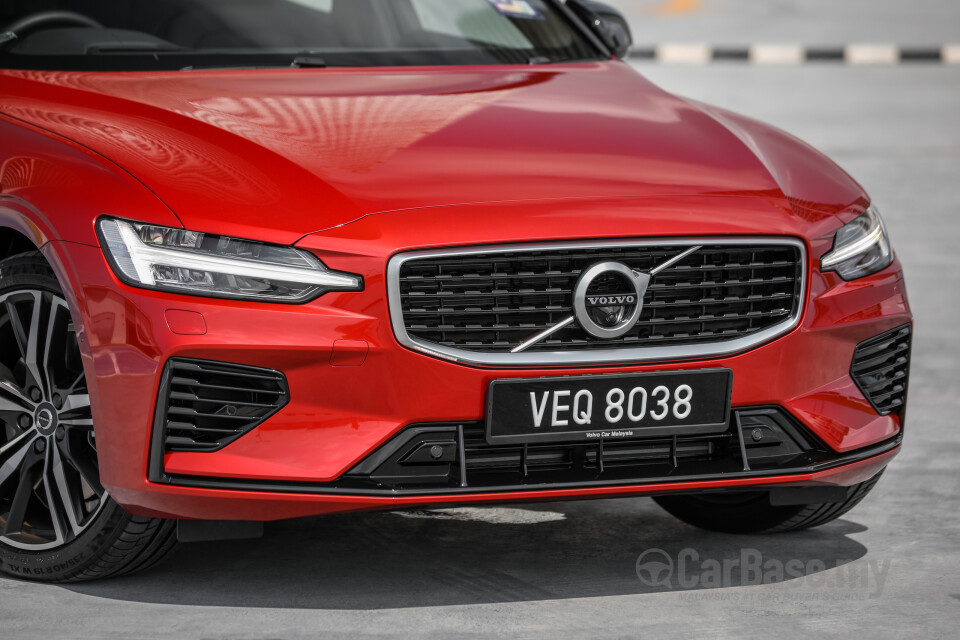 Volvo S60 Mk3 (2019) Exterior